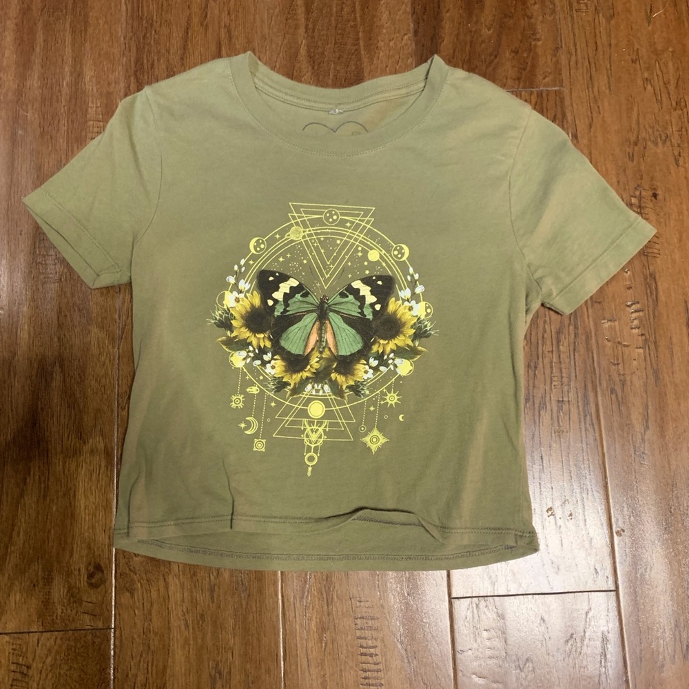 obsessive love medium t-shirt, green and yellow.